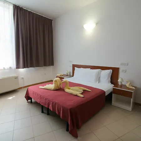 Hotel Casa Bibbona 3*